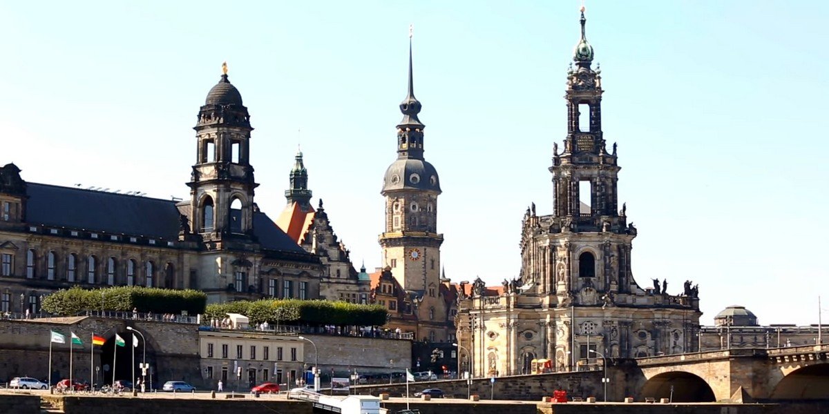 Small Dresden Bike City Tour with Guide Small Dresden Bike City Tour with Guide