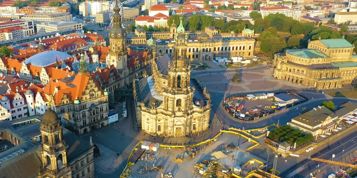 Historic Dresden Walking Tour in a Small Group Historic Dresden Walking Tour in a Small Group