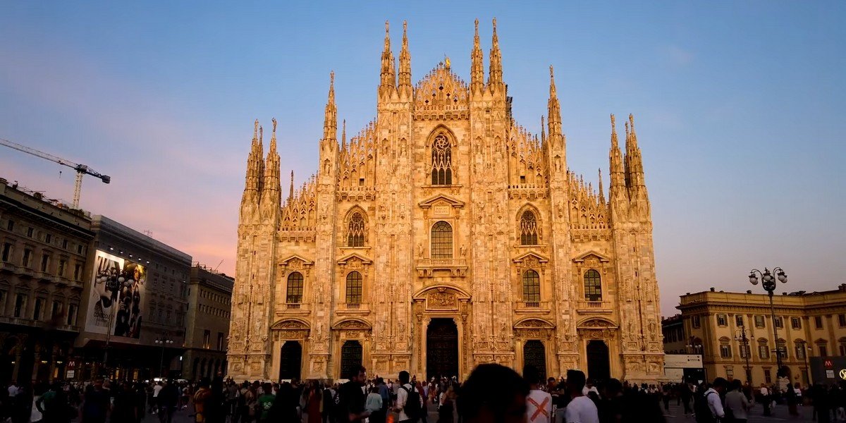 Guided Tour to the Duomo and Rooftops Guided Tour to the Duomo and Rooftops