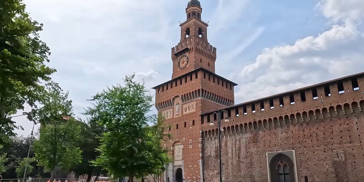 Sforza Castle Guided Tour and Michelangelo's Pietà Rondanini Sculpture Sforza Castle Guided Tour and Michelangelo's Pietà Rondanini Sculpture
