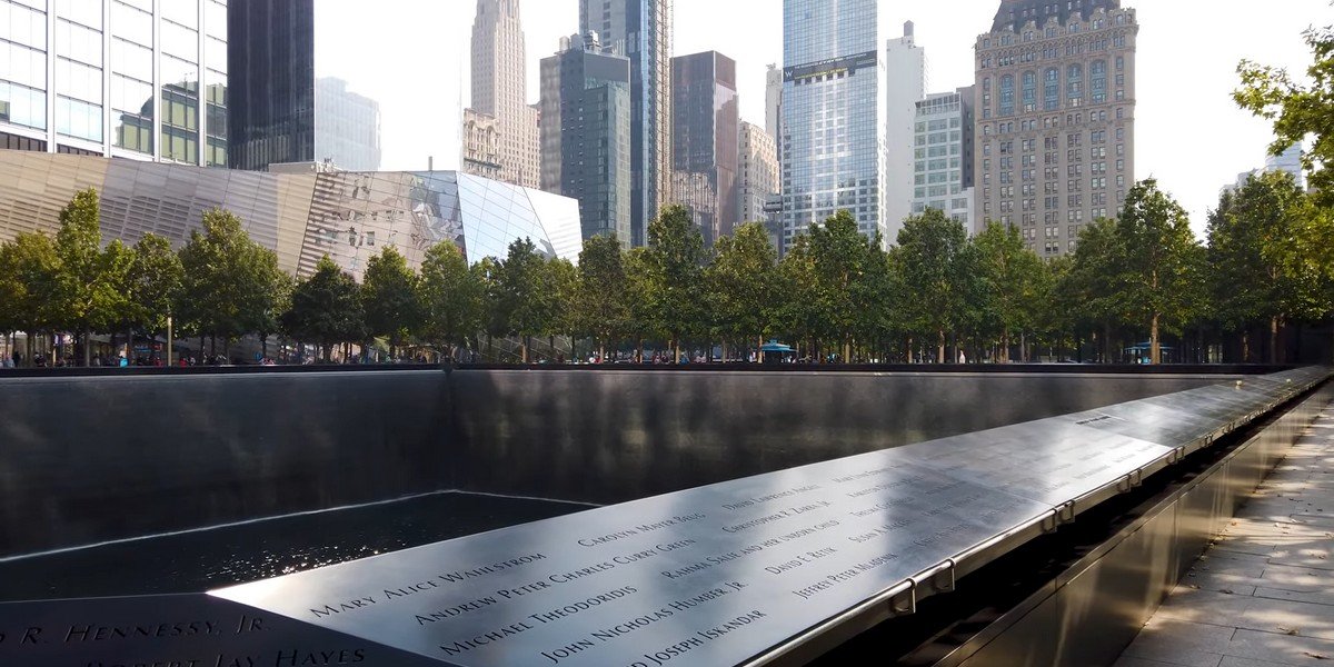 9/11 Guided Tour: Memorial and Museum, One World Observatory and Ground Zero 9/11 Guided Tour: Memorial and Museum, One World Observatory and Ground Zero