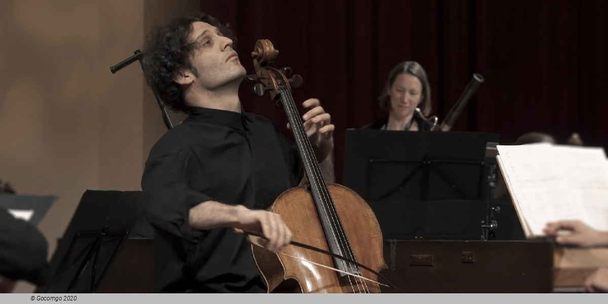 Nicolas Altstaedt plays J.S. Bach II, photo 1