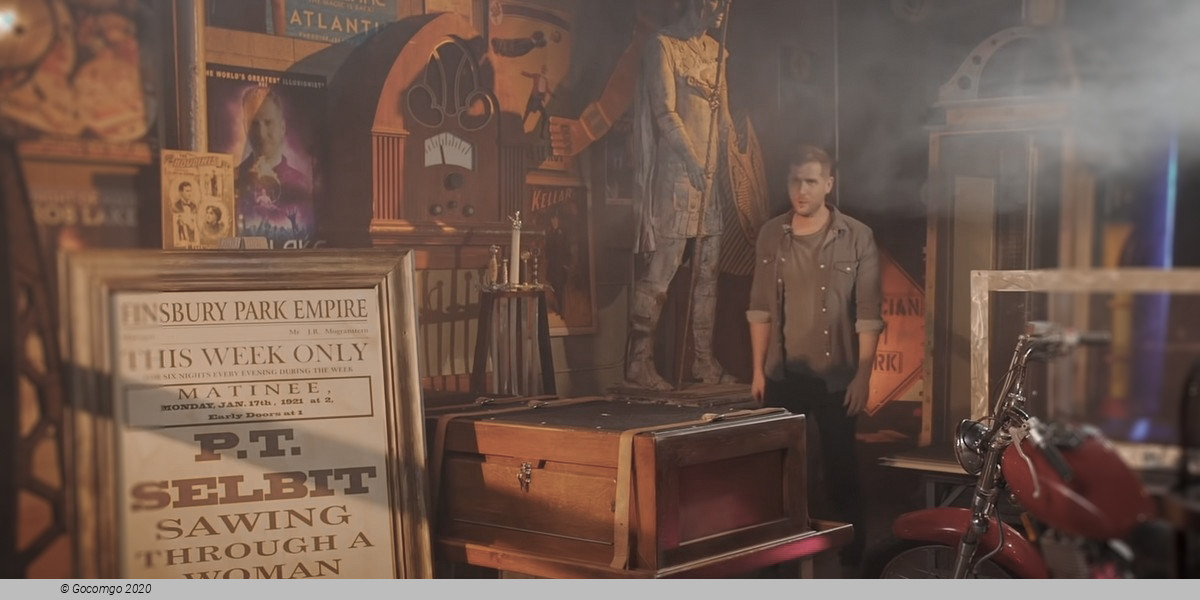 Scene 1 from the show "The Magic of Rob Lake", photo 2