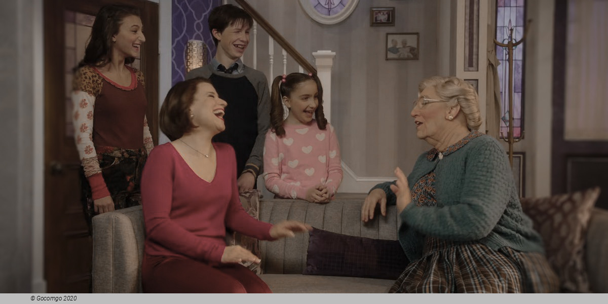 Scene 4 from the musical "Mrs. Doubtfire"