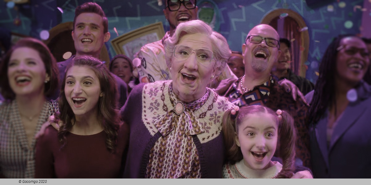 Scene 9 from the musical "Mrs. Doubtfire"